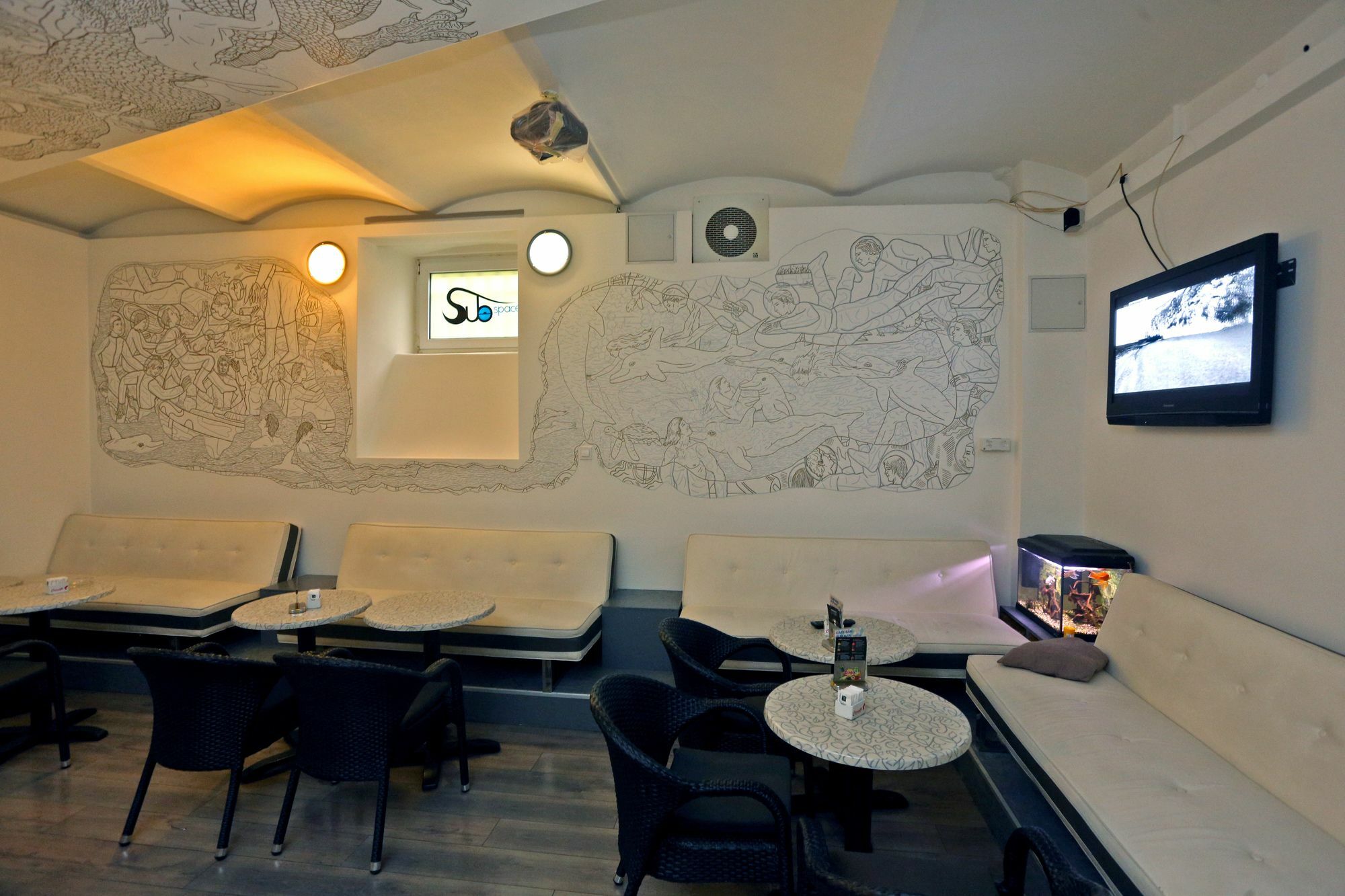 זאגרב Subspace Hostel מראה חיצוני תמונה