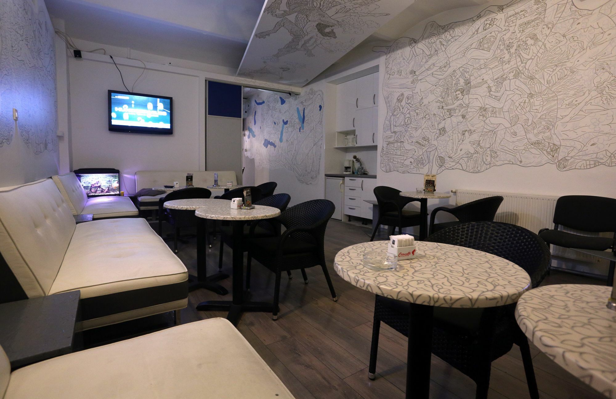 זאגרב Subspace Hostel מראה חיצוני תמונה